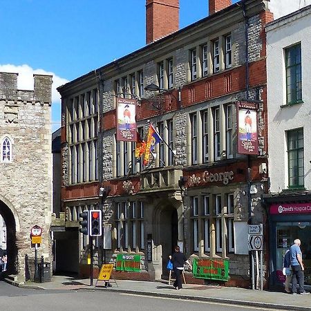 The George Hotel Chepstow Exterior foto