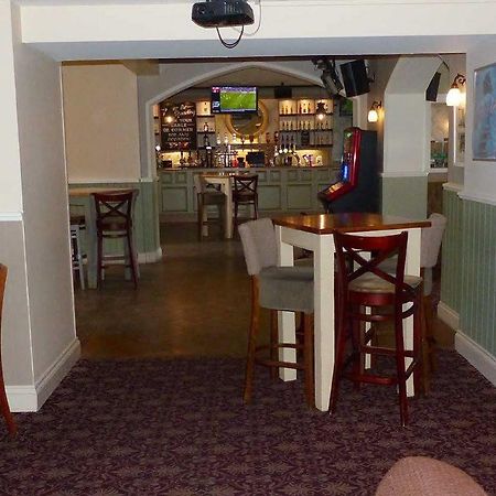 The George Hotel Chepstow Exterior foto