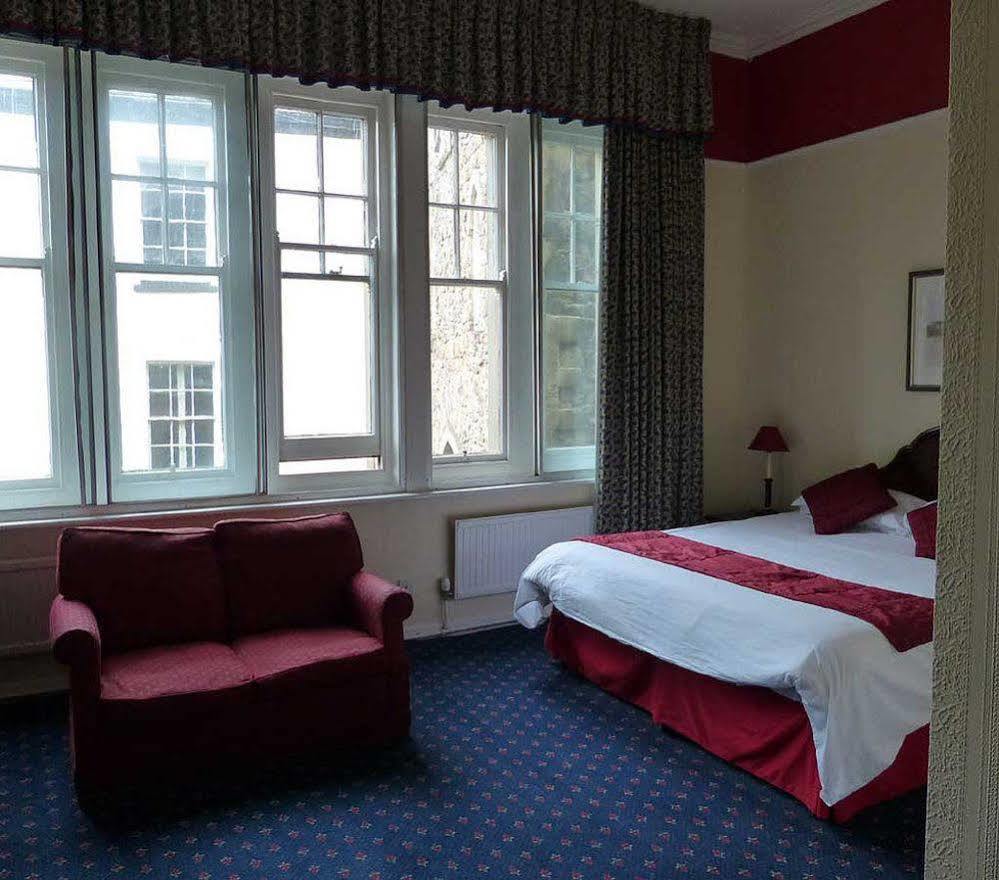 The George Hotel Chepstow Exterior foto